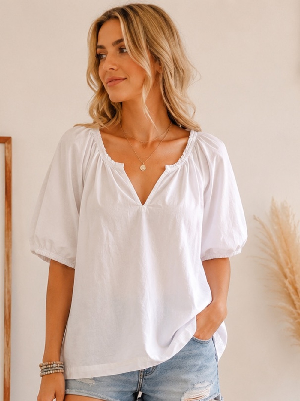 Old Navy White Puff-Sleeve Peasant Blouse